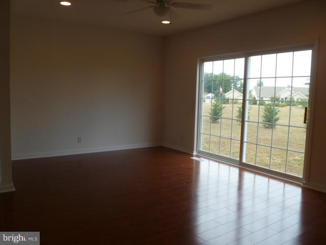 71 Woodbrier Road Berkeley Springs, WV 25411 - Photo 11 of 29 Dining Room