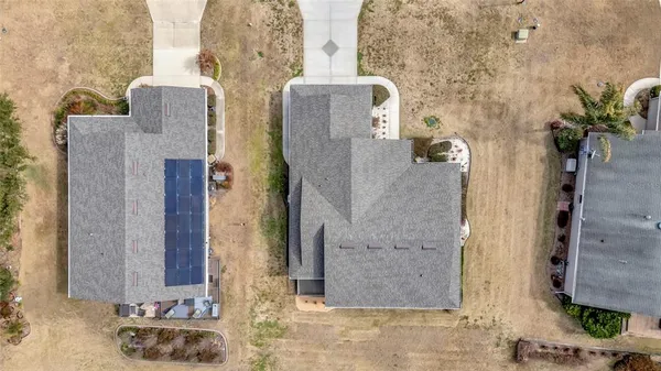 $300,000 | 106 Fairway Circle, Umatilla, FL 32784