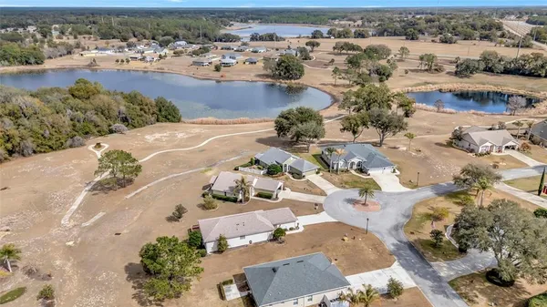 $300,000 | 106 Fairway Circle, Umatilla, FL 32784