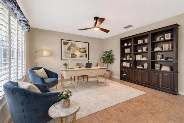 $300,000 | 106 Fairway Circle, Umatilla, FL 32784