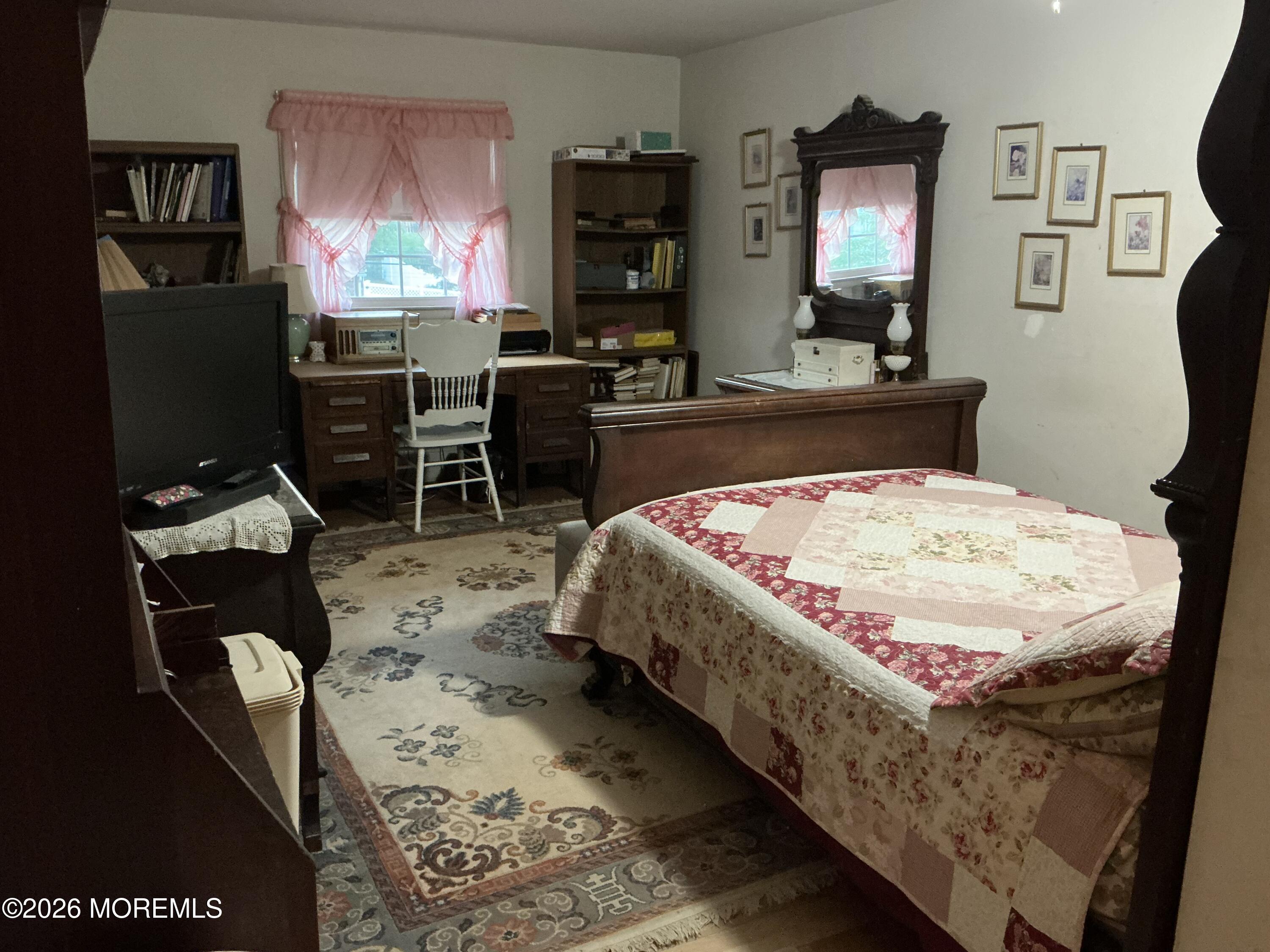 9 Lexington Road Howell, NJ 07731 - Photo 11 of 21 Primary Master Suite with full bath.