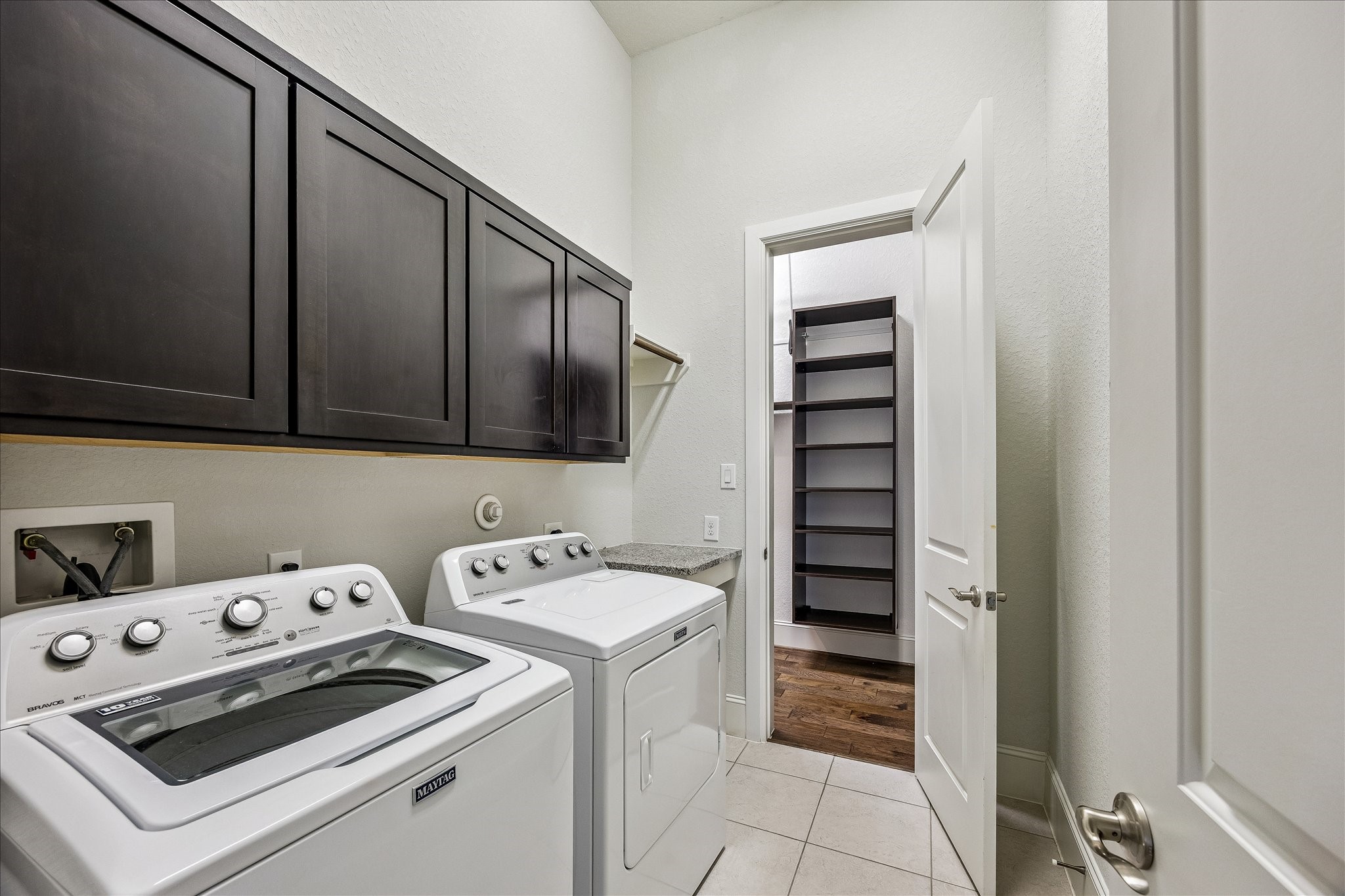 1607 Pinot Circle Houston, TX 77055 - Photo 36 of 43