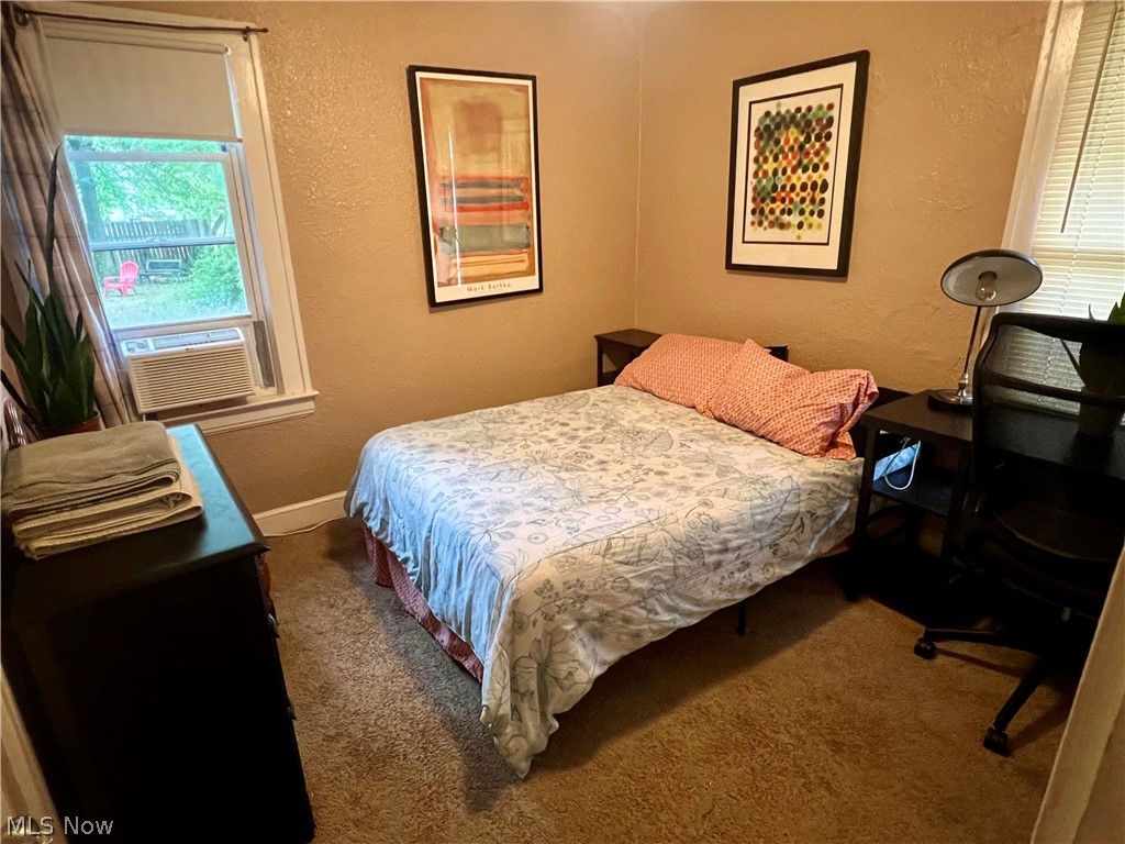 1714 Hillview Road Cleveland, OH 44112 - Photo 9 of 17 View of carpeted bedroom