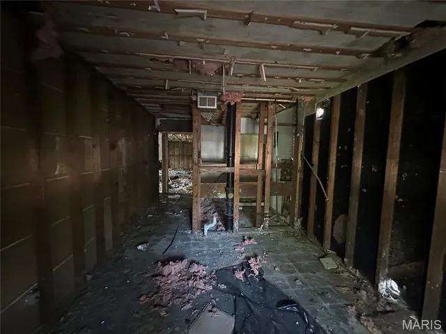 $34,900 | 9833 Dennis Drive, St. Louis, MO 63136