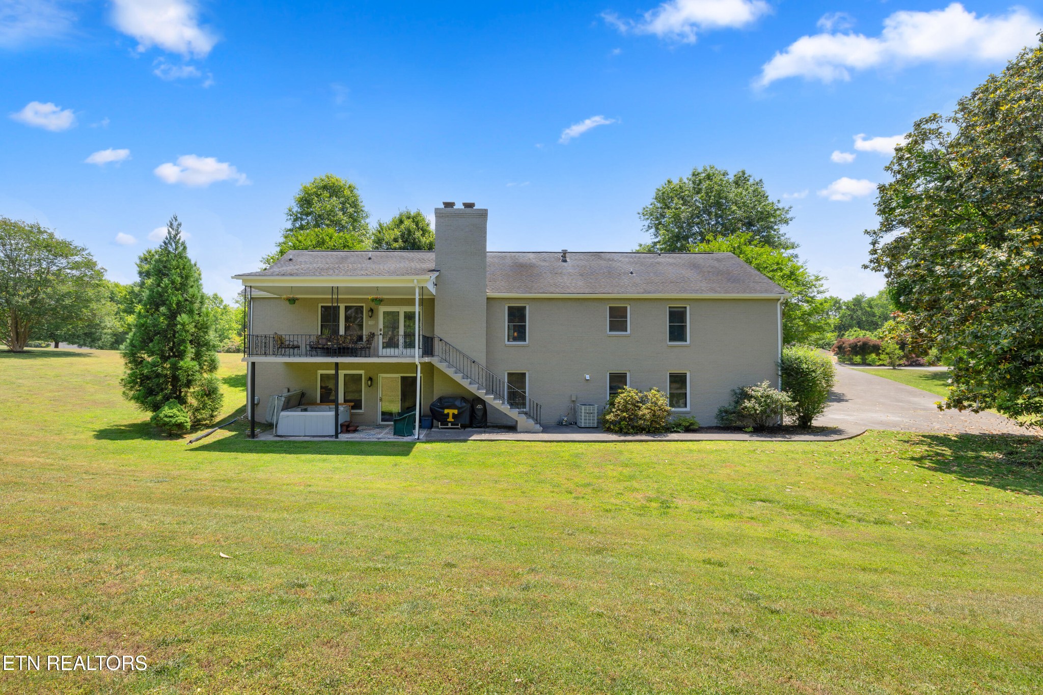 5501 River Point Cove Road Knoxville, TN 37919 - Photo 4 of 41 Gallery Image 4