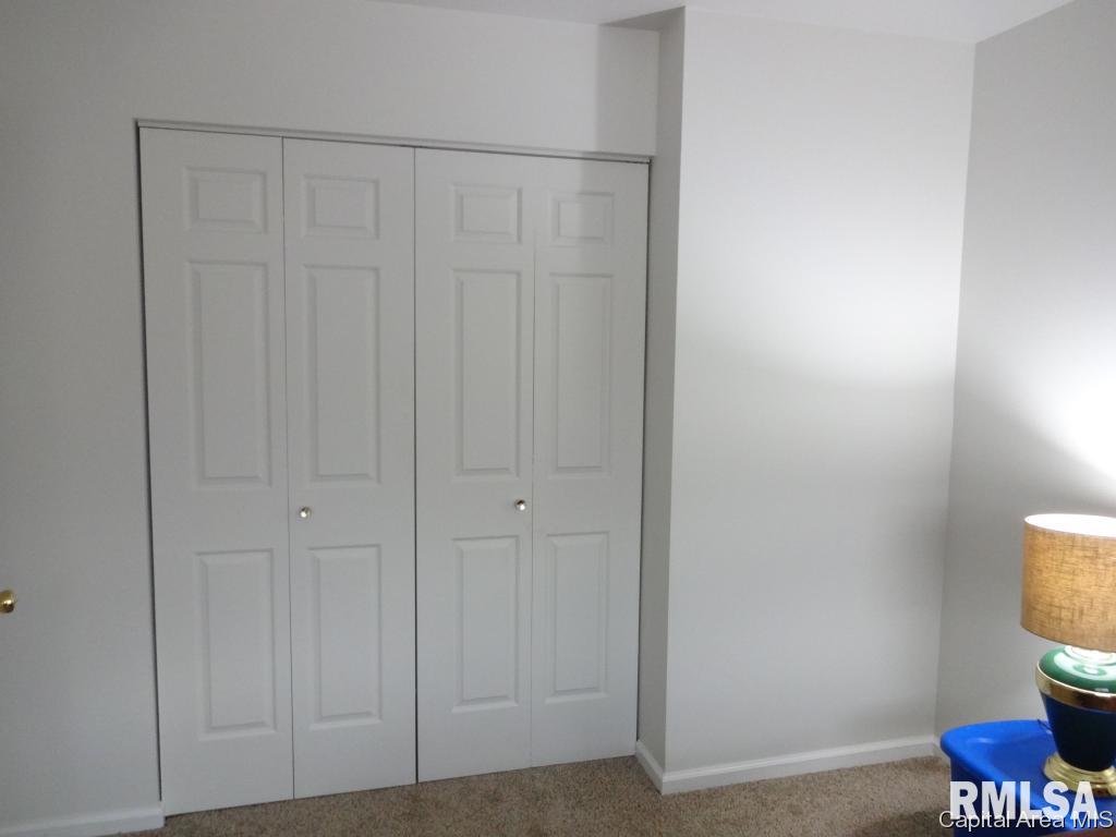 7 Sycamore Row Springfield, IL 62702 - Photo 13 of 23