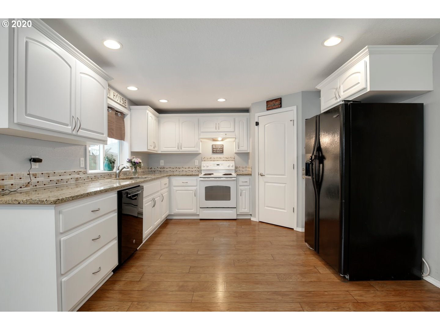 1636 North Falcon Drive Ridgefield, WA 98642 - Photo 13 of 31 Gallery Image 13