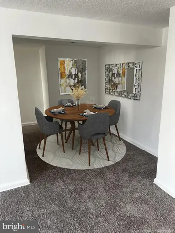 $3,300 | 330 37th Street Southeast, Unit T2, Washington, DC 20019