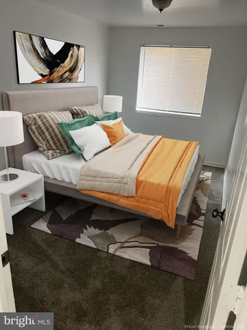 $3,300 | 330 37th Street Southeast, Unit T2, Washington, DC 20019