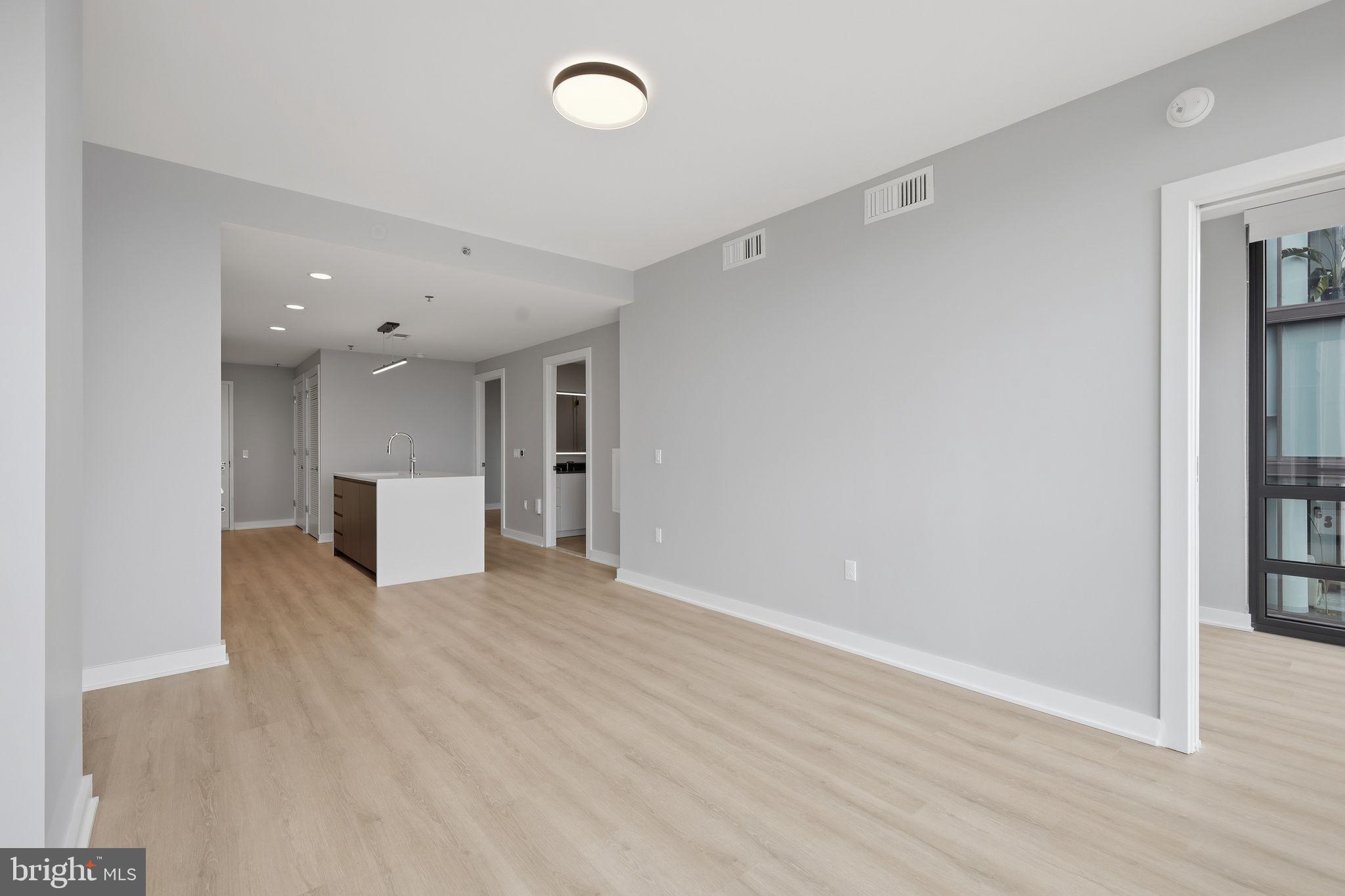 950 3rd Street Northwest, Unit 702 Washington, DC 20001 - Photo 24 of 31