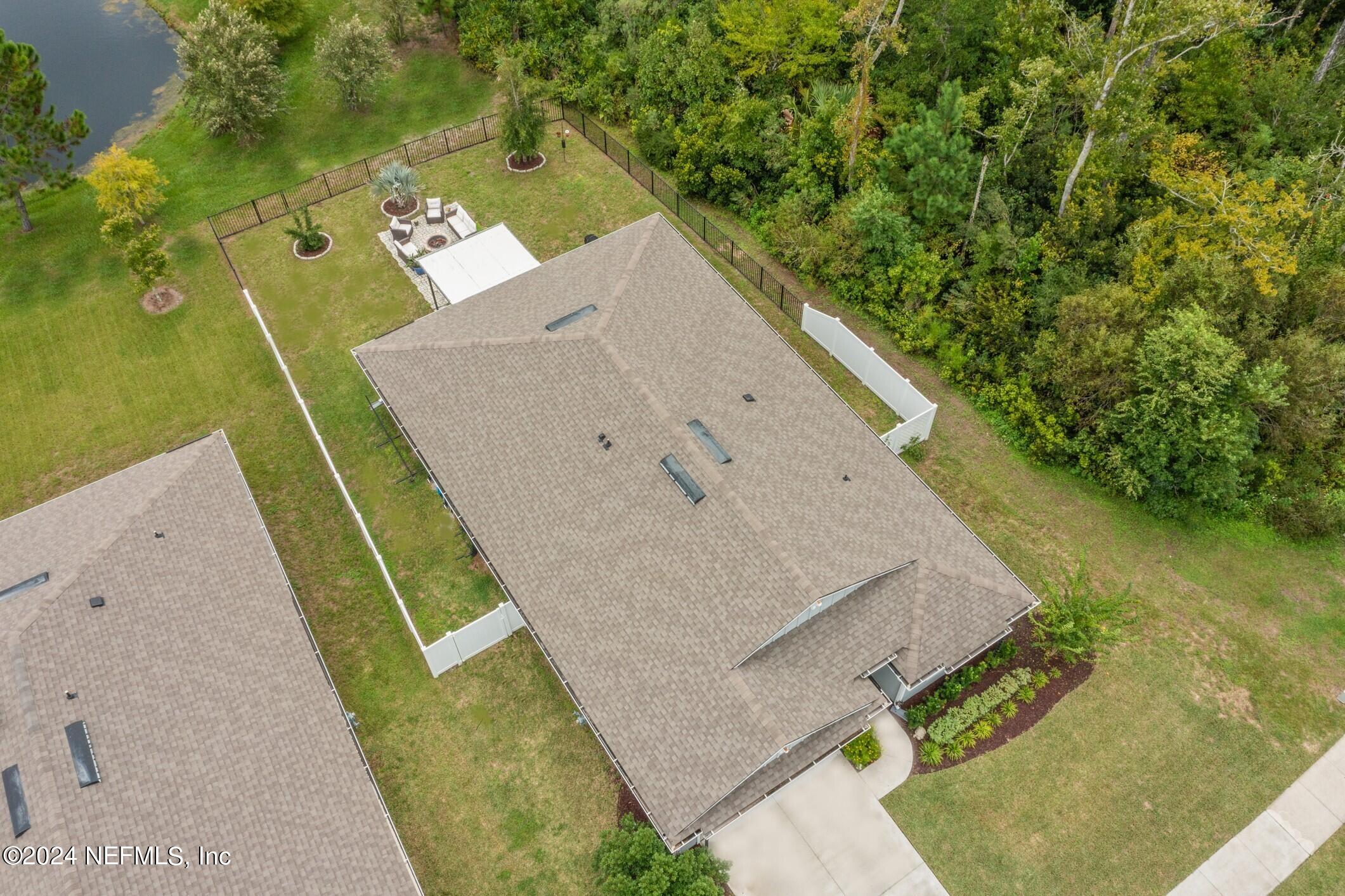 340 Chasewood Drive St. Augustine, FL 32095 - Photo 45 of 46 an aerial view of a house