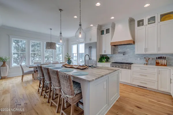 $4,350,000 | 7 Waterfront Circle, Hampstead, NC 28443