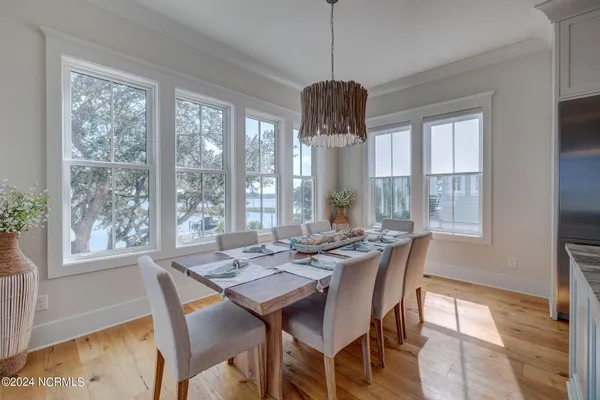 $4,350,000 | 7 Waterfront Circle, Hampstead, NC 28443