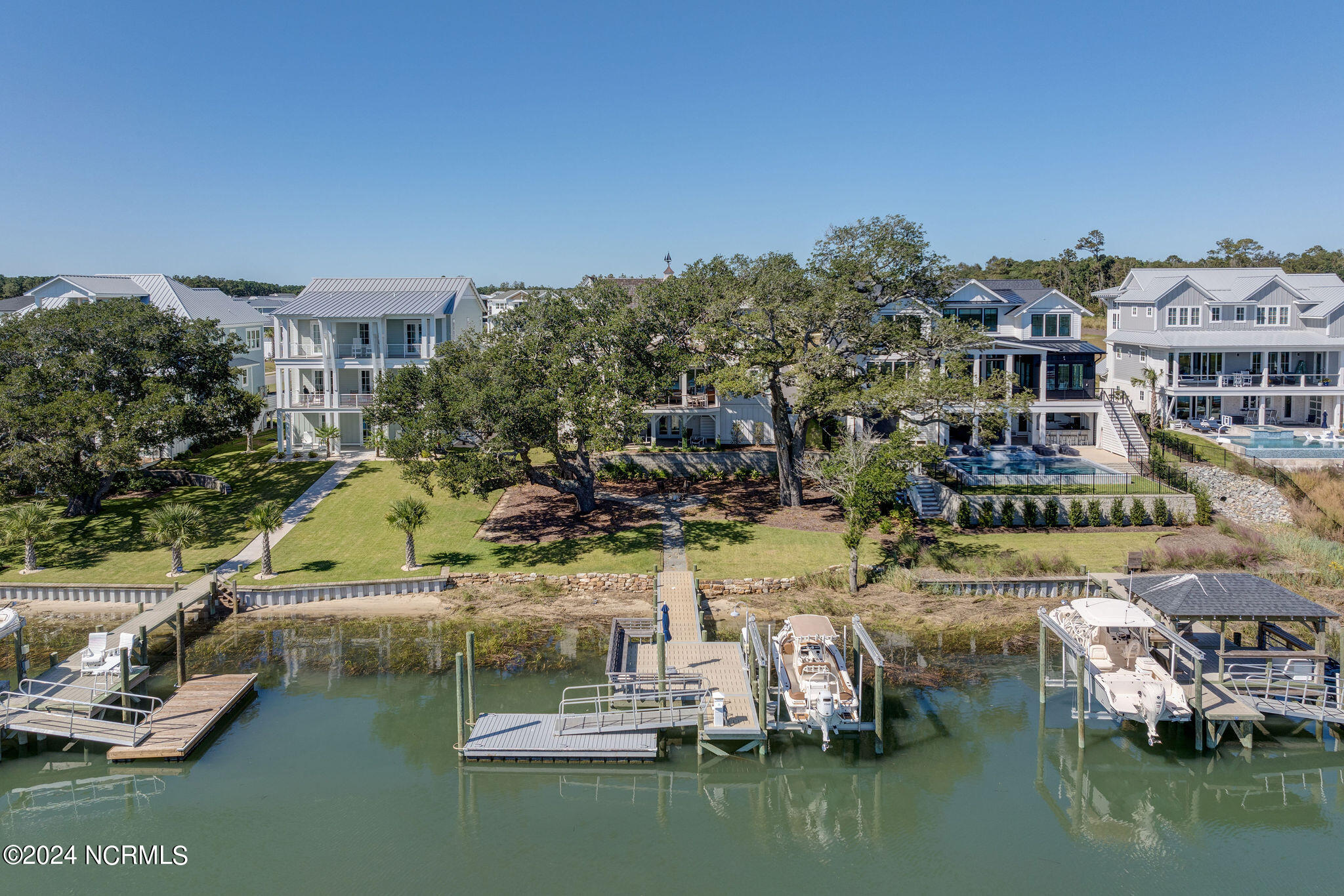 7 Waterfront Circle Hampstead, NC 28443 - Photo 2 of 92 7WaterfrontDrone-8