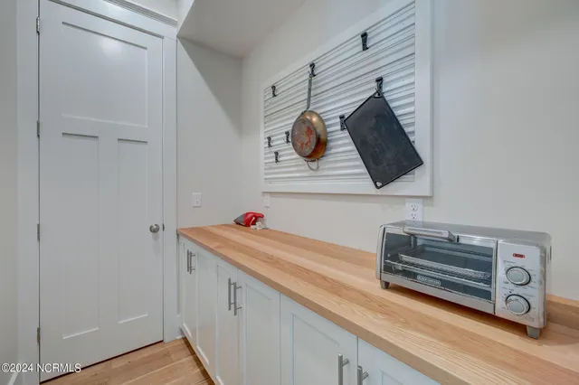 $4,350,000 | 7 Waterfront Circle, Hampstead, NC 28443