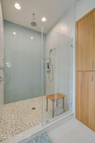 $4,350,000 | 7 Waterfront Circle, Hampstead, NC 28443