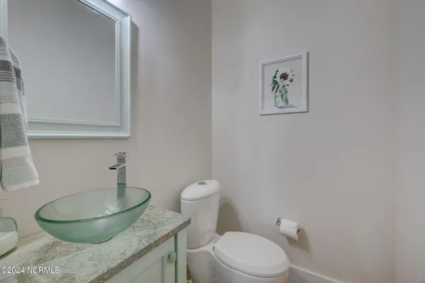 $4,350,000 | 7 Waterfront Circle, Hampstead, NC 28443