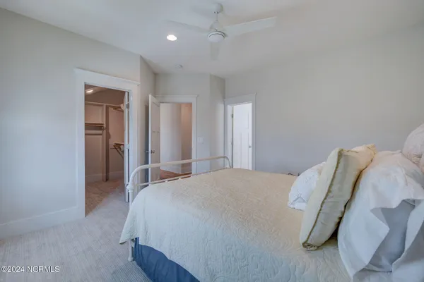 $4,350,000 | 7 Waterfront Circle, Hampstead, NC 28443