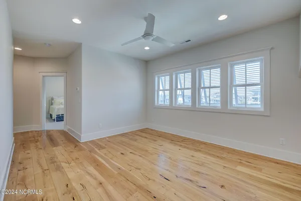 $4,350,000 | 7 Waterfront Circle, Hampstead, NC 28443