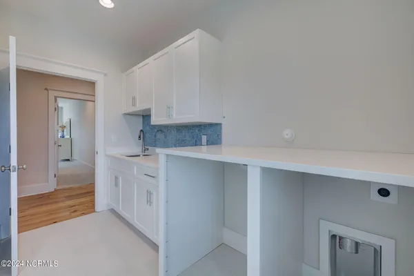 $4,350,000 | 7 Waterfront Circle, Hampstead, NC 28443