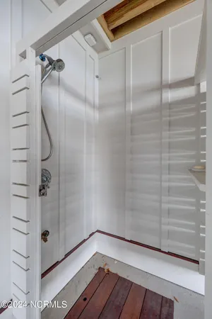 $4,350,000 | 7 Waterfront Circle, Hampstead, NC 28443