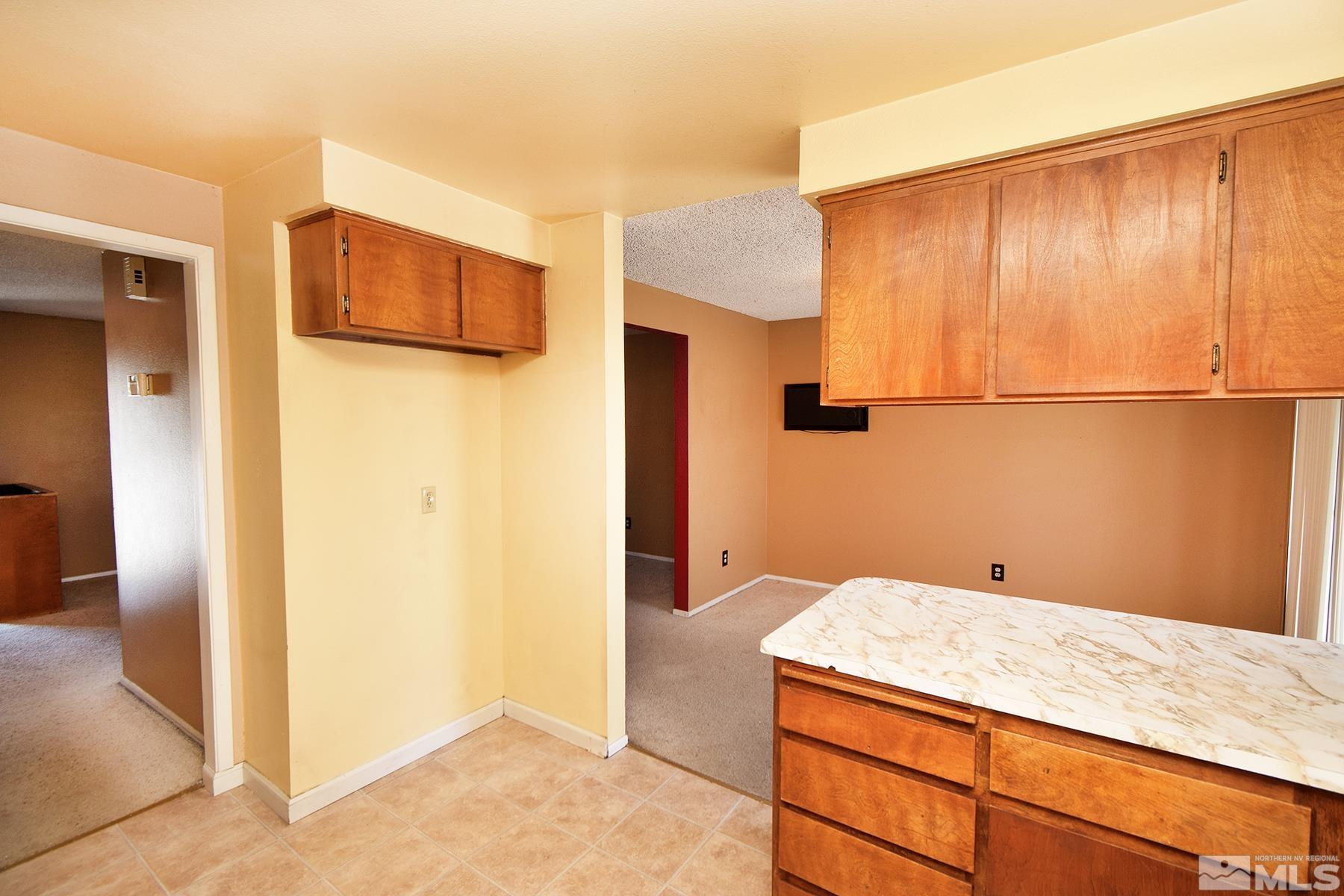 7405 Bluestone Drive Reno, NV 89511 - Photo 7 of 40 Photo 7