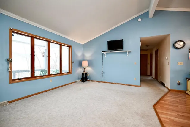 $340,000 | 25476 Highway 248, Minnesota City, MN 55959