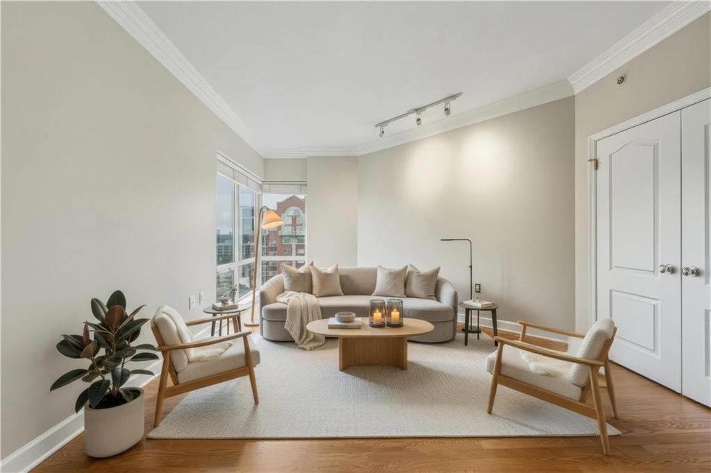 3475 Oak Valley Road Northeast, Unit 1470 Atlanta, GA 30326 - Photo 4 of 22