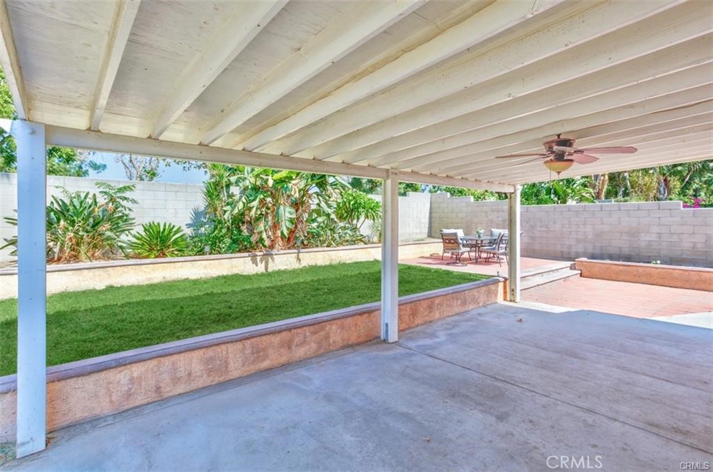 14010 Hillcrest Drive Fontana, CA 92337 - Photo 18 of 21