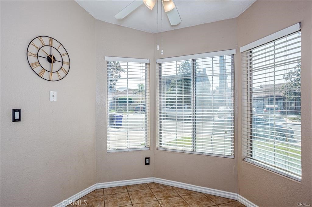 14010 Hillcrest Drive Fontana, CA 92337 - Photo 5 of 21