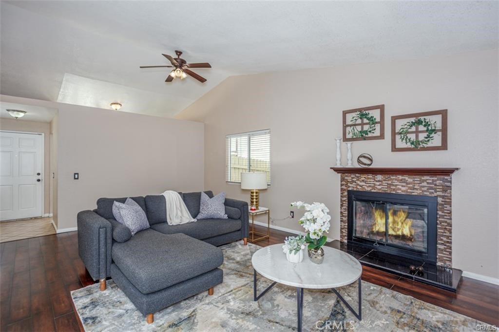 14010 Hillcrest Drive Fontana, CA 92337 - Photo 9 of 21