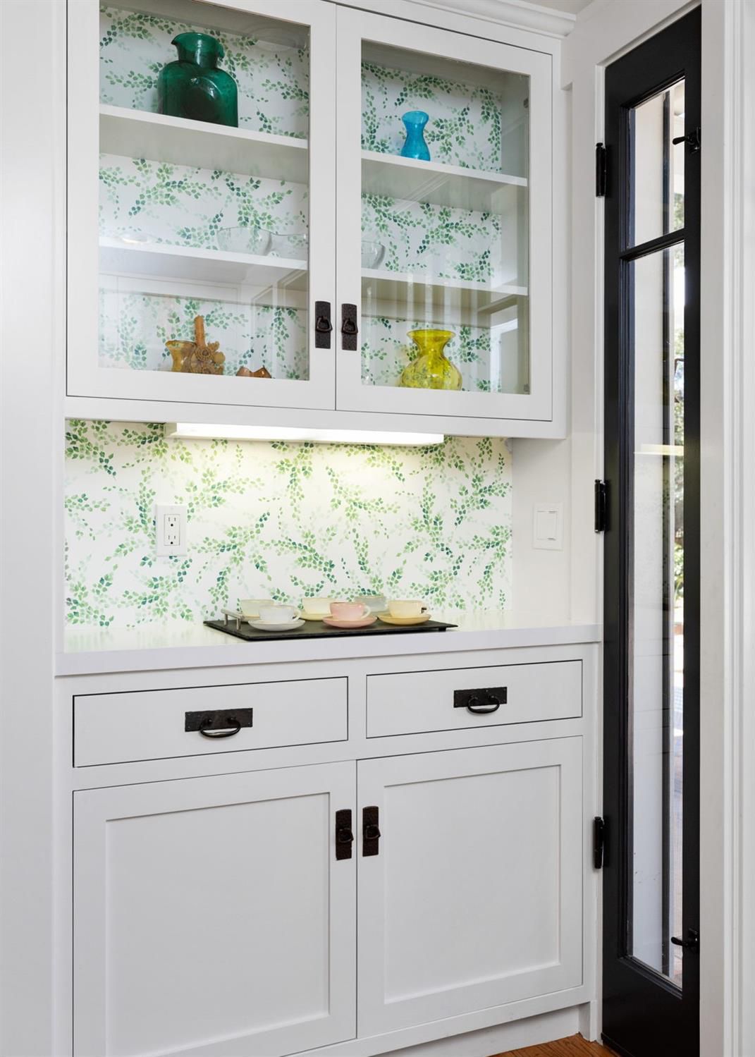 810 El Toro Road Ojai, CA 93023 - Photo 33 of 50 a view of white cabinets