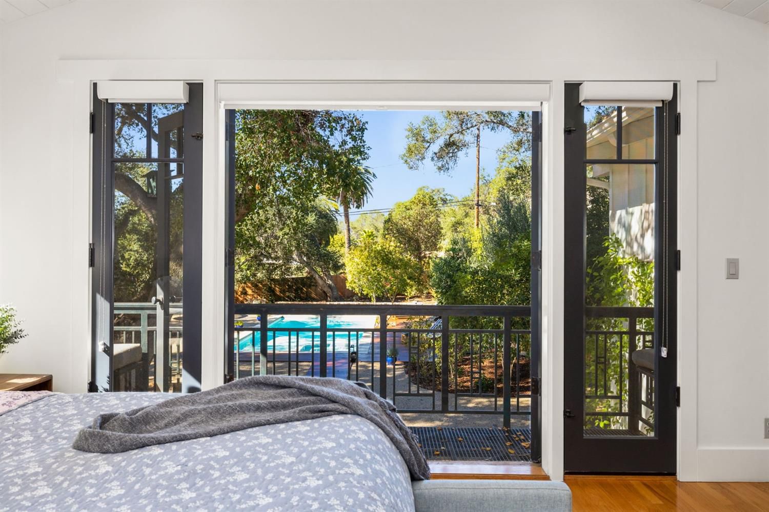 810 El Toro Road Ojai, CA 93023 - Photo 44 of 50 a bedroom with large window and a bed