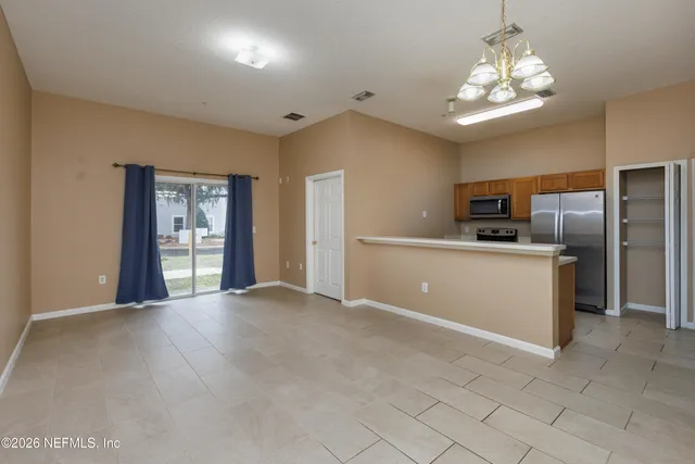 $125,000 | 6070 Maggies Circle, Unit 105, Jacksonville, FL 32244