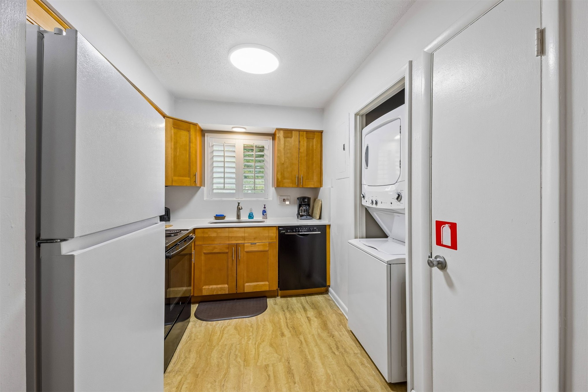 2328 Sadler Road, Unit 1C Fernandina Beach, FL 32034 - Photo 11 of 49 a room with a bed and a window