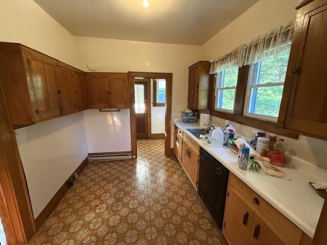 426 Green Valley Road Fries, VA 24330 - Photo 13 of 26 Gallery Image 13