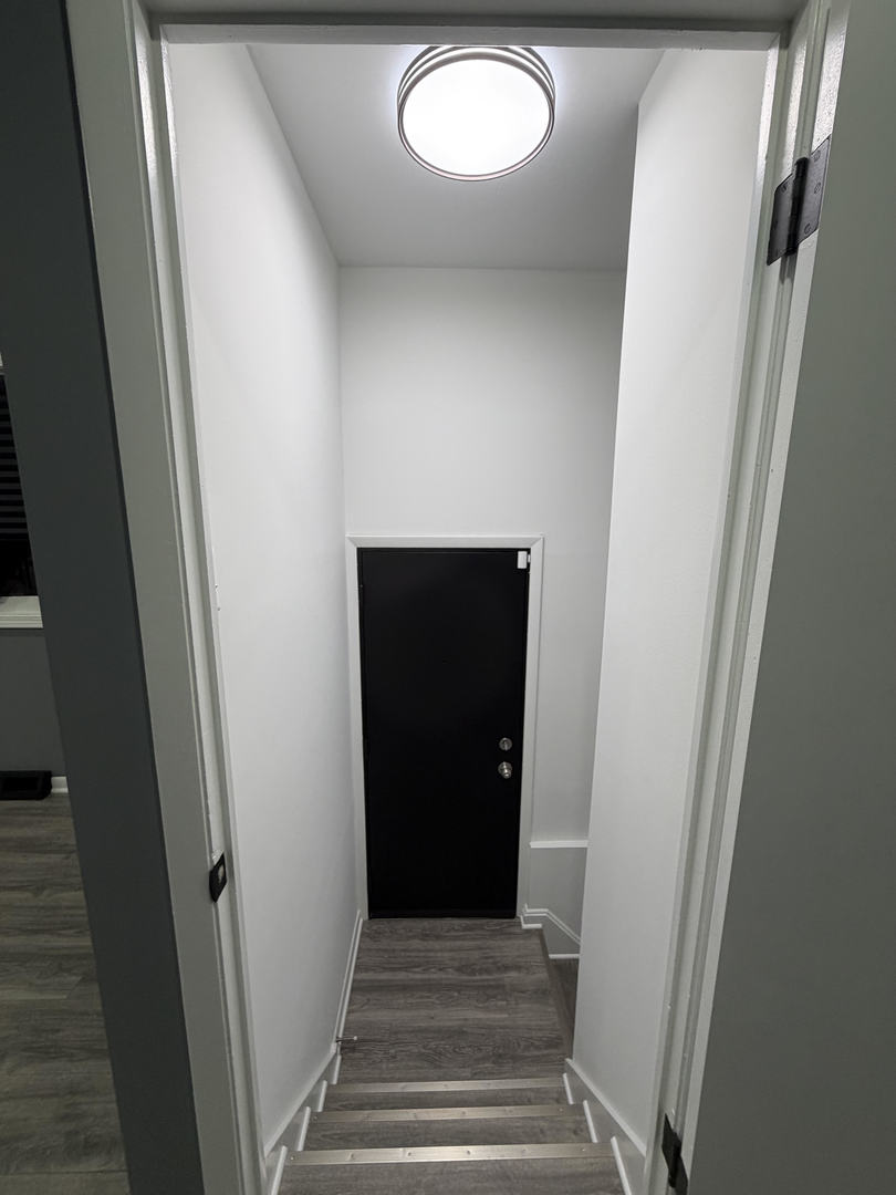 9534 South Yale Avenue Chicago, IL 60628 - Photo 14 of 26 a view of entryway