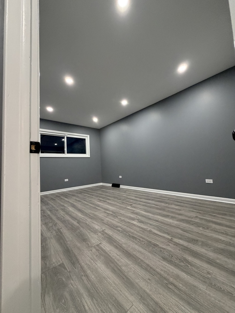 9534 South Yale Avenue Chicago, IL 60628 - Photo 23 of 26 a view of an empty room