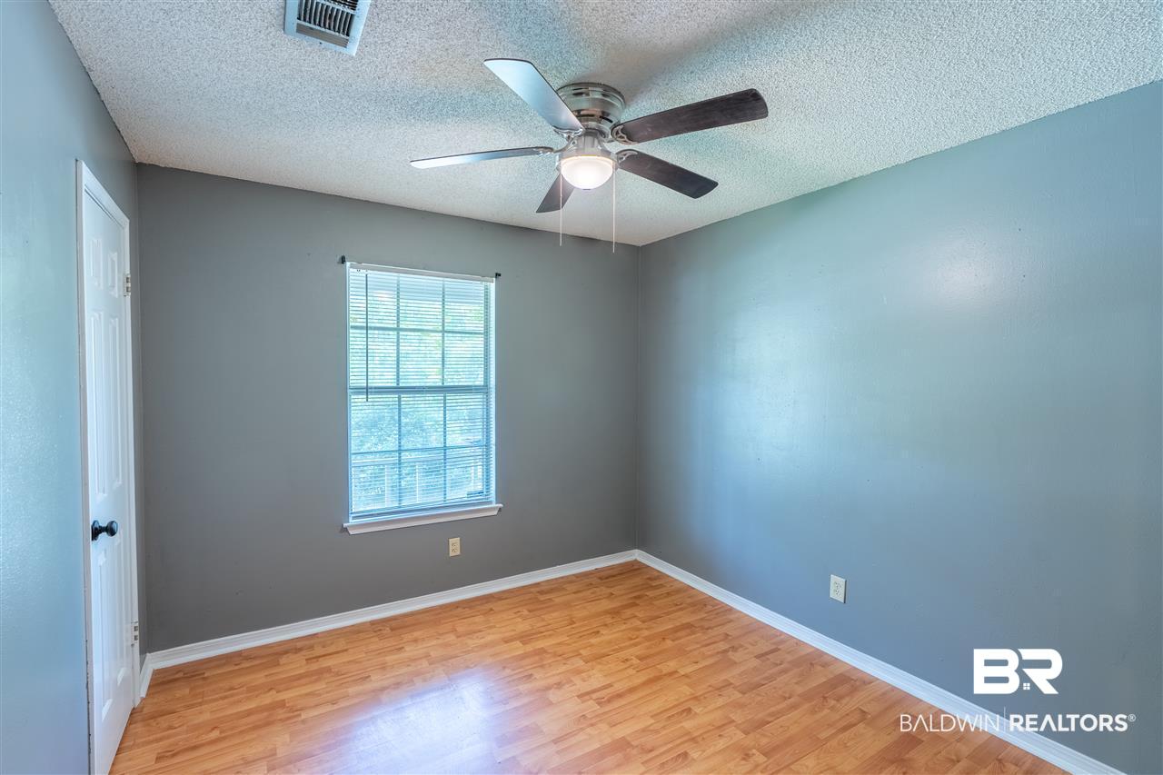 212 Ridgewood Drive Daphne, AL 36526 - Photo 14 of 21