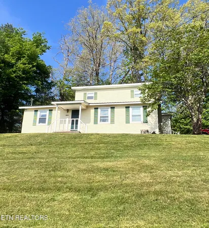 $249,900 | 621 South Proctor Boulevard, Oneida, TN 37841