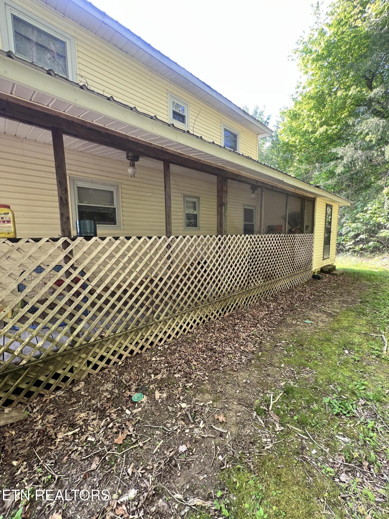 621 South Proctor Boulevard Oneida, TN 37841 - Photo 22 of 24 screened porch