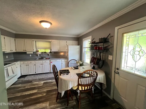 $249,900 | 621 South Proctor Boulevard, Oneida, TN 37841