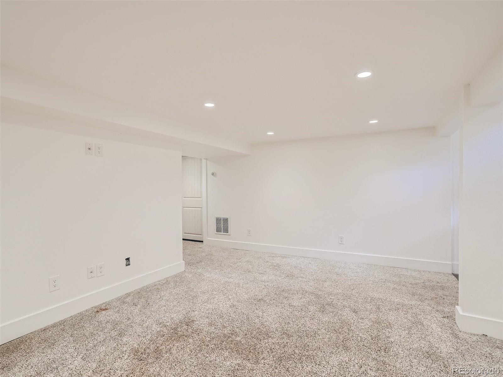 11799 Ranch Elsie Road Golden, CO 80403 - Photo 20 of 28 a view of an empty room