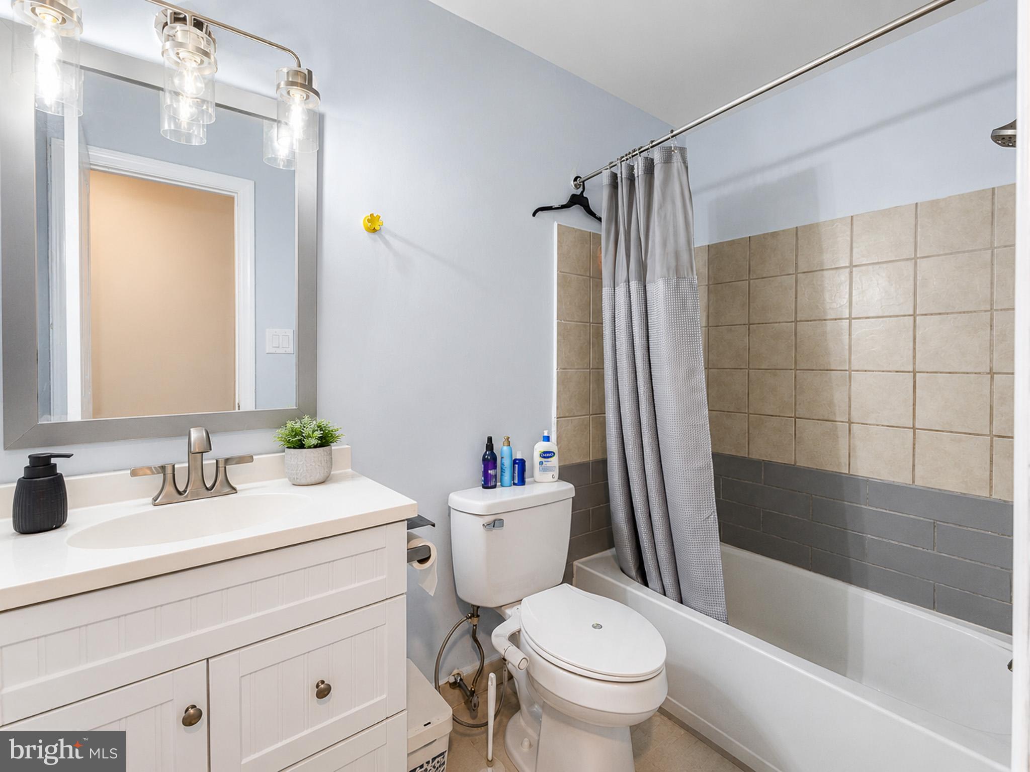 43 Buttonwood Road Voorhees, NJ 08043 - Photo 28 of 33