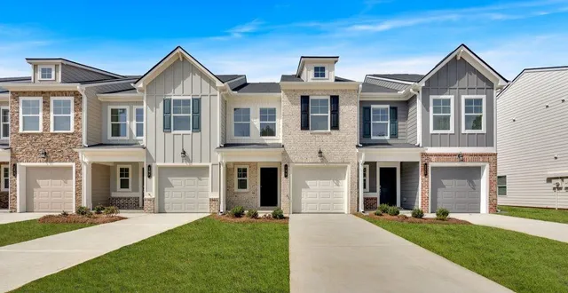 $283,990 | 111 Village Green Drive, Adairsville, GA 30103