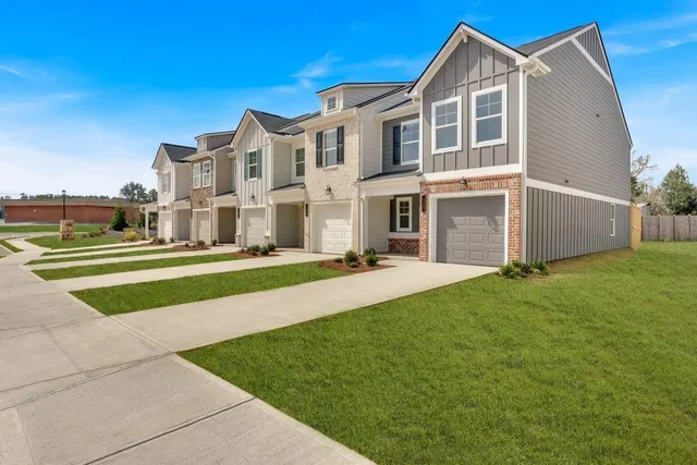 $283,990 | 111 Village Green Drive, Adairsville, GA 30103