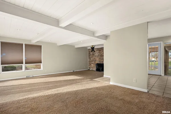 $260,500 | 200 Campanile Drive, East Peoria, IL 61611