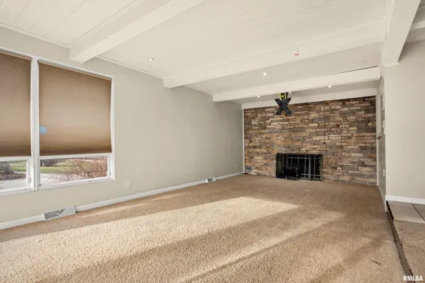 $260,500 | 200 Campanile Drive, East Peoria, IL 61611