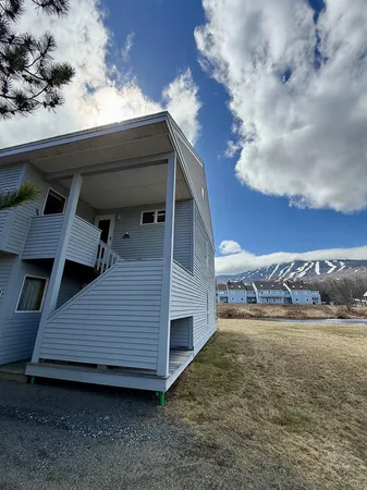 $699,000 | 2643 Alder Brook Lane, Unit 2643, Carrabassett Valley, ME 04947