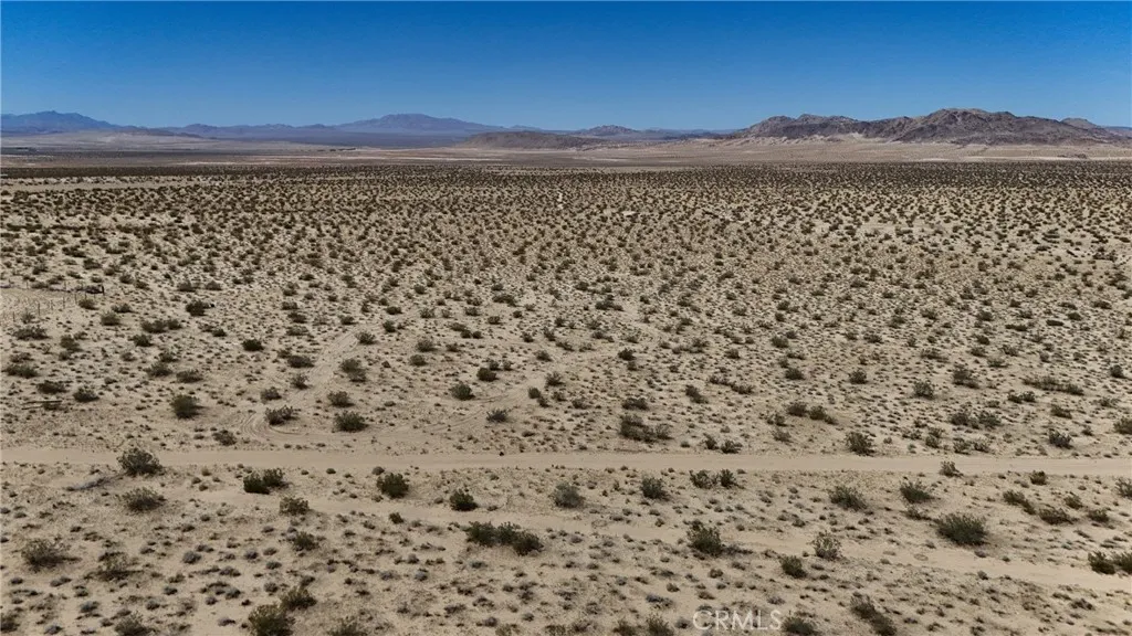 752 Firethorn Way Johnson Valley, CA 92285 - Photo 3 of 10 a view of a pathway